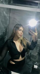 614812890: Chica busca chico en Madrid