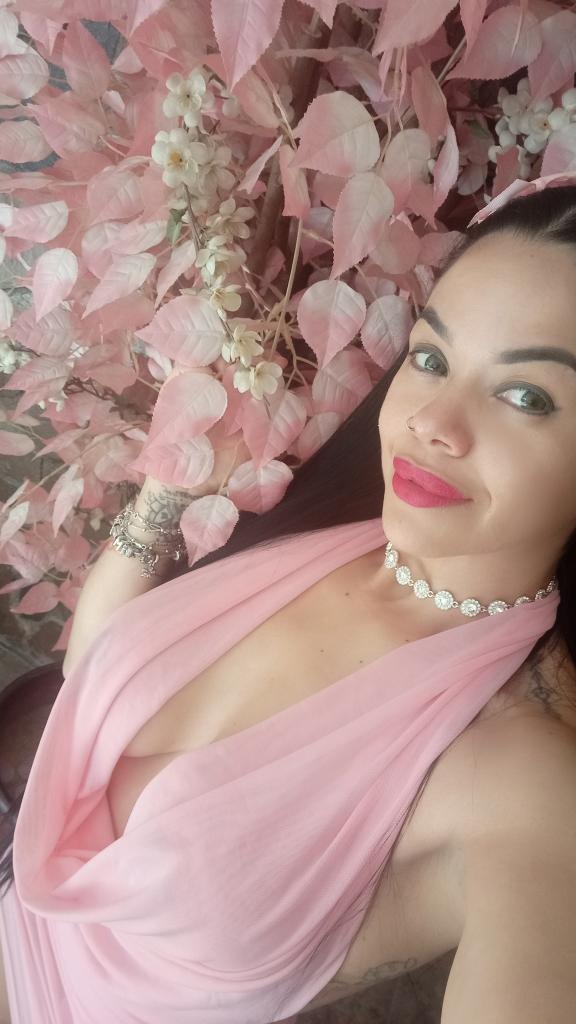 677593134: Chica busca chico en Toledo