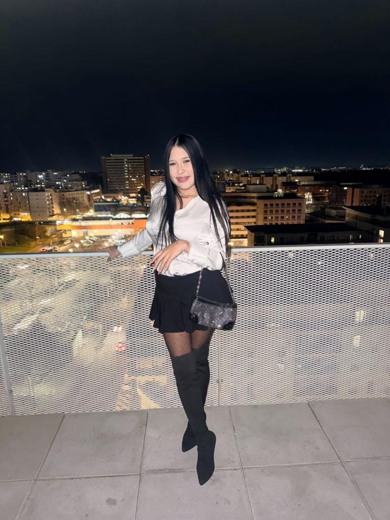 613681093: Chica busca chico en Las Palmas