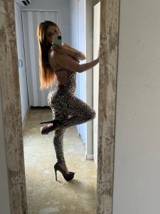 645295469: Chica busca chico en Madrid