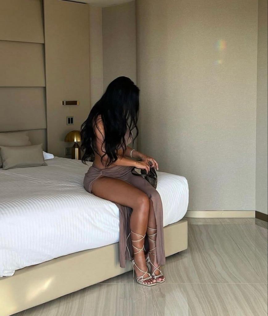 624450917: Chica busca chico en Valencia