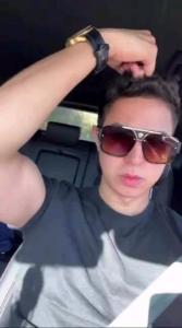 678877512: Chico busca chica en Valencia