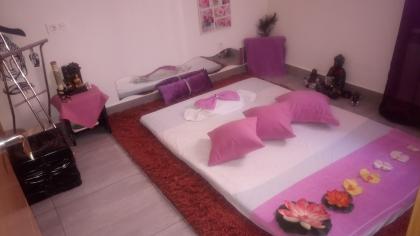 652504460: Chica busca chico en Madrid