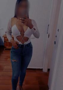 641742205: Chica busca chico en Menorca