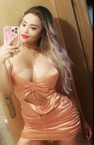 666760040: Chica busca chico en Ibiza