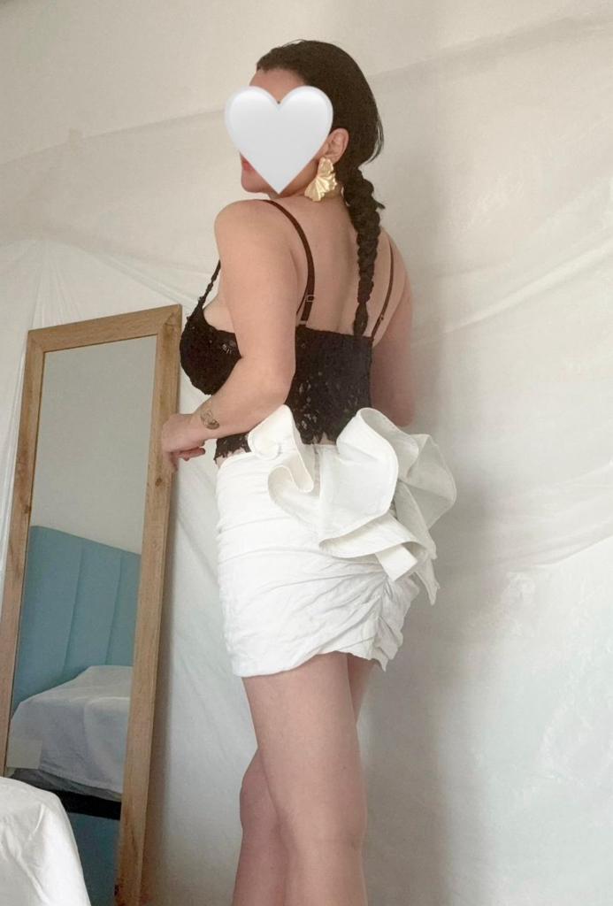 614636097: Chica busca chico en Lugo