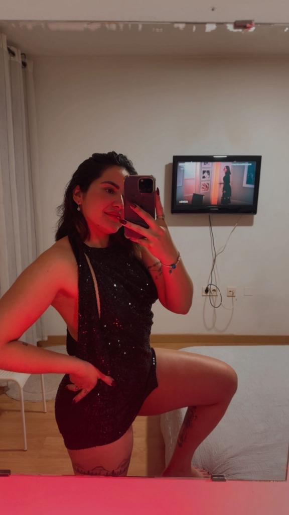 Chica busca chico en Almería: 