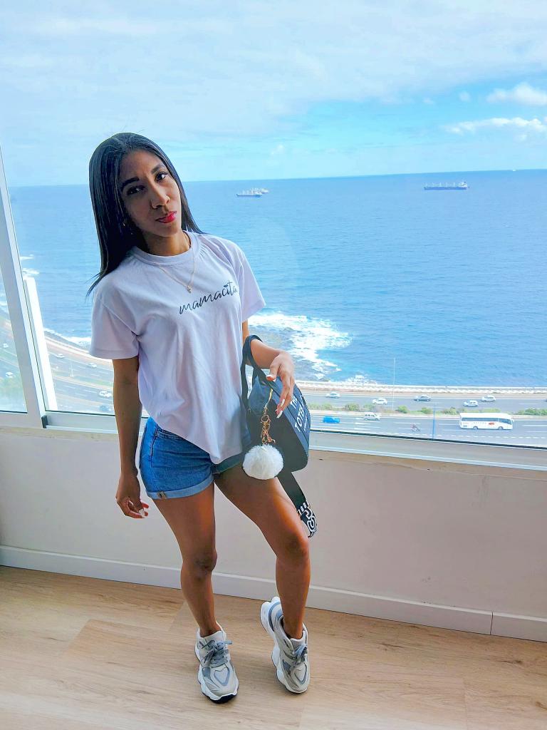 672728793: Chica busca chico en Las Palmas