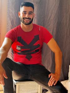 681624654: Chico busca chica en Barcelona