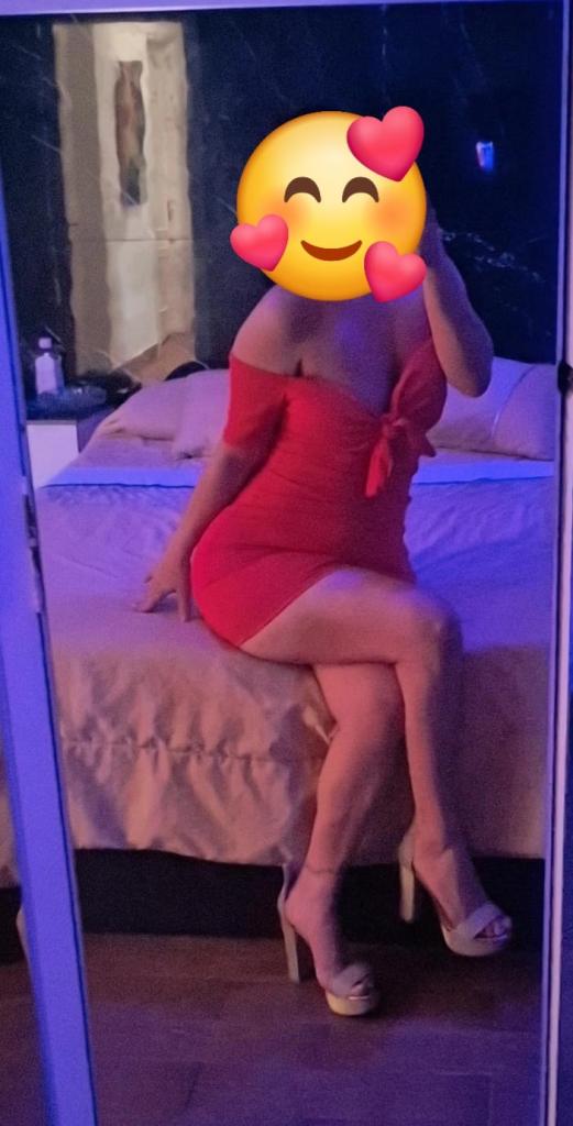 605354691: Chica busca chico en Almería