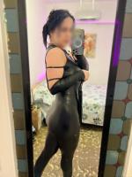 642153075: Chica busca chico en Barcelona