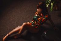 656424267: Chica busca chico en Barcelona