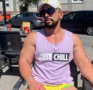 Chico busca chica en La Coruña: 