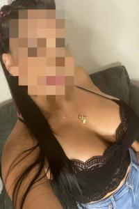 643798539: Chica busca chico en La Coruña