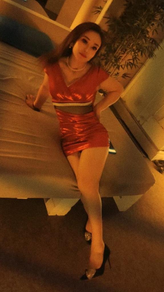 Chica busca chico en Lérida: 