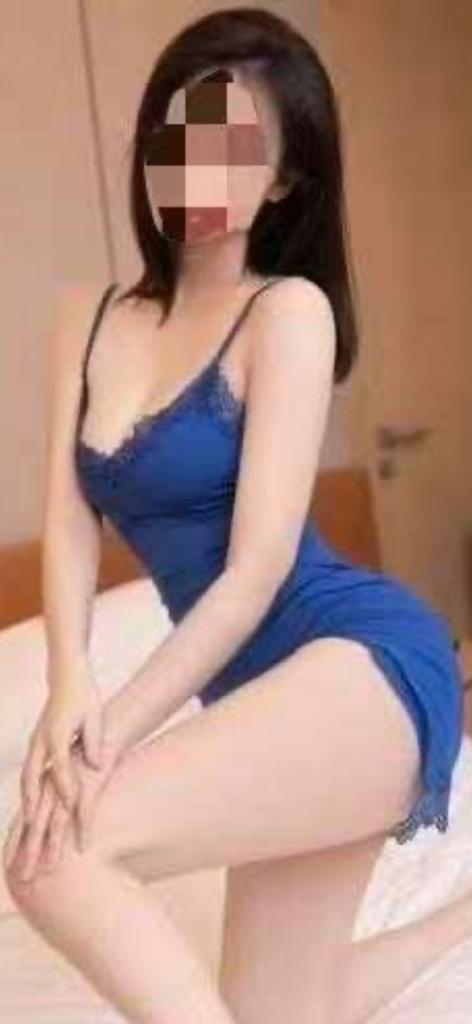 674569066: Chica busca chico en Barcelona