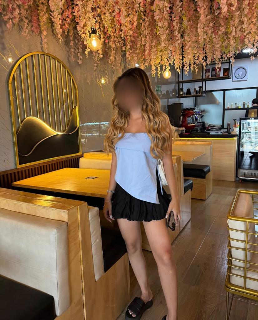 632702209: Chica busca chico en León