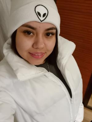 607817593: Chica busca chico en Madrid