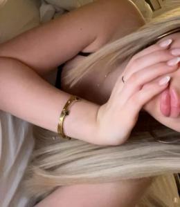 604227019: Chica busca chico en Barcelona