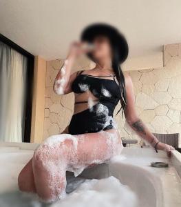 632019469: Chica busca chico en Zaragoza