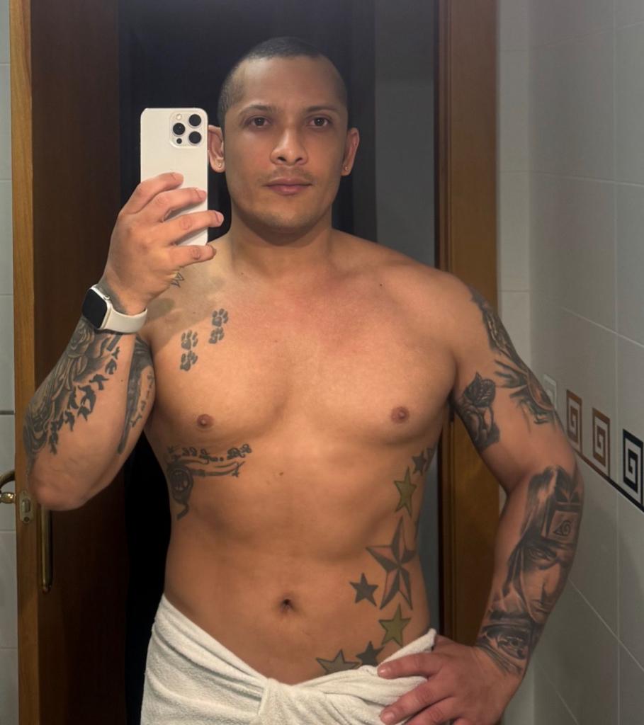 Chico busca chica en Málaga: 