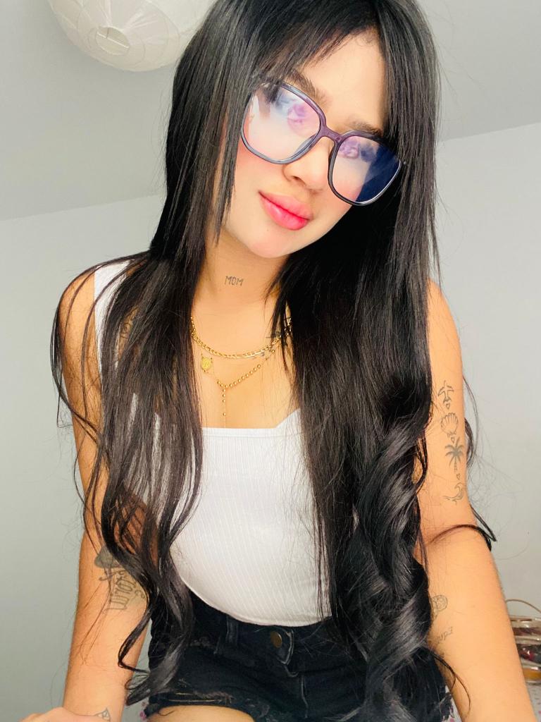 610198743: Chica busca chico en Madrid