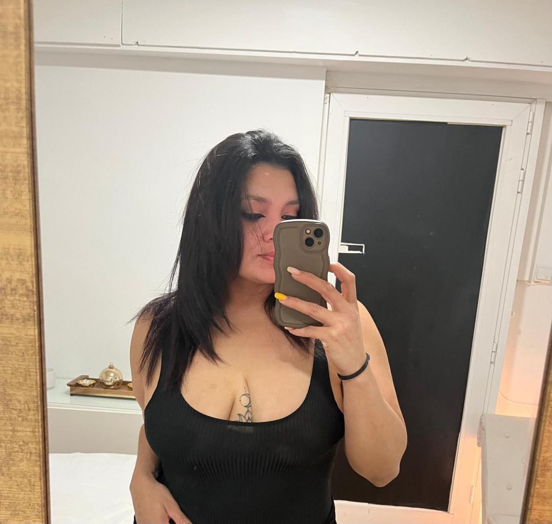 625160234: Chica busca chico en Barcelona