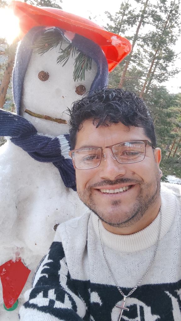 663785843: Chico busca chica en Madrid