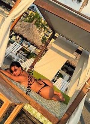 670354482: Chica busca chico en Menorca