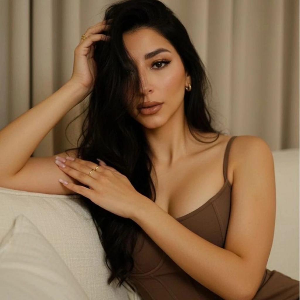 Chica busca chico en Ibiza: Chica busca chico