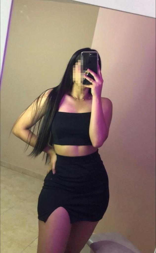 Chica busca chico en Cádiz: 