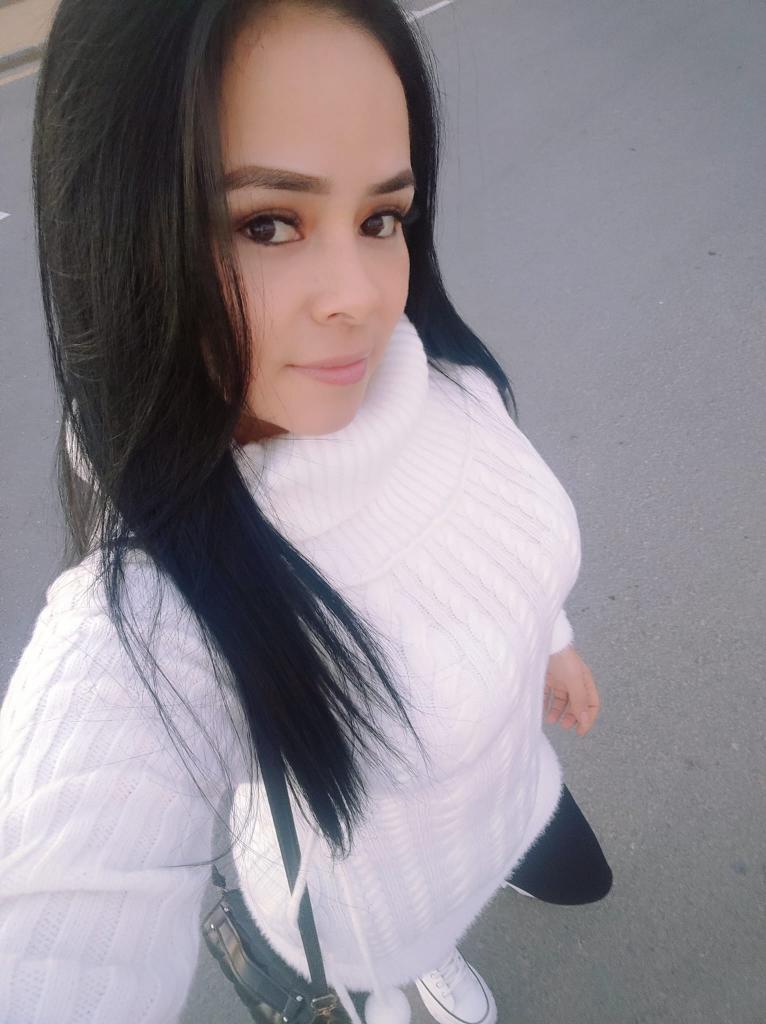 Chica busca chico en Cádiz: 