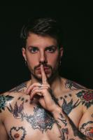 640942698: Chico busca chica en Barcelona