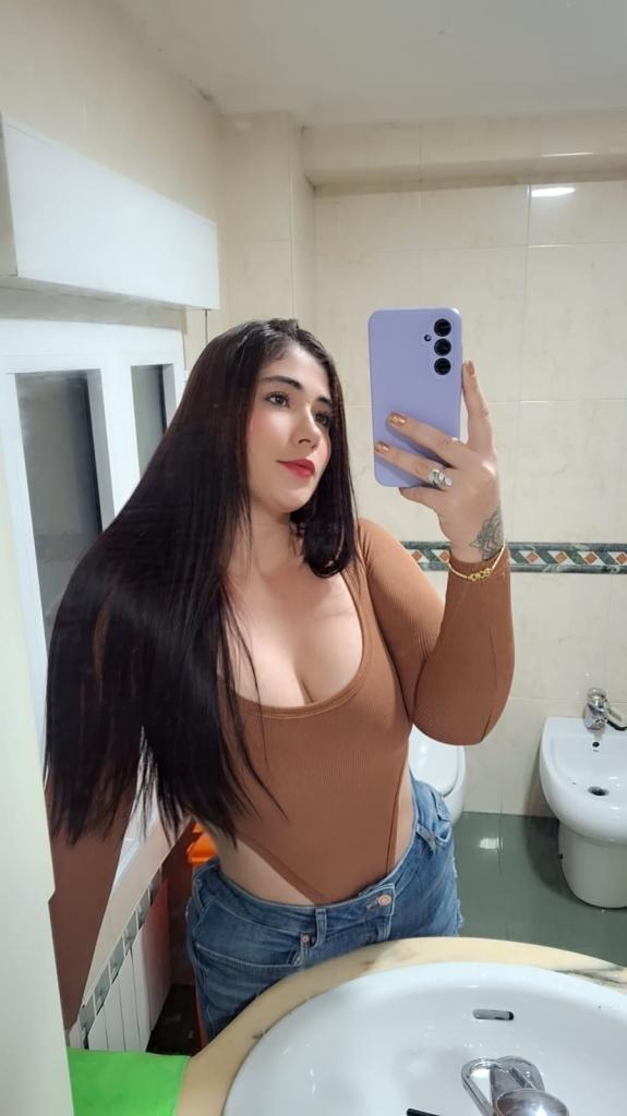 604396138: Chica busca chico en Almería