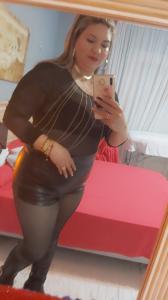 613335813: Chica busca chico en Ibiza