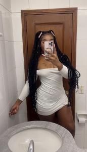 672888639: Chica busca chico en Almería