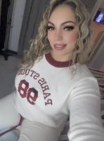 643842518: Chica busca chico en Sevilla