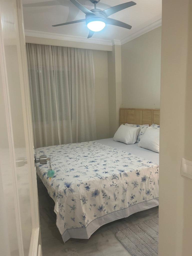 667794524:  en Málaga