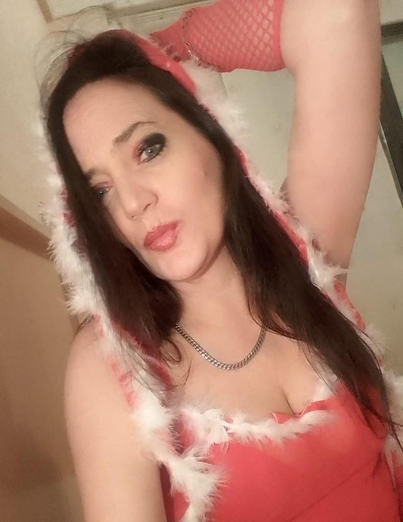 635303303: Chica busca chico en Madrid