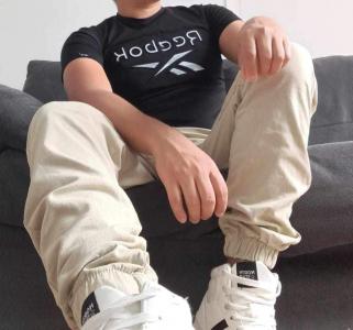 678786043: Chico busca chica en Alicante