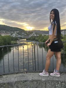 Chica busca chico en Granada: 