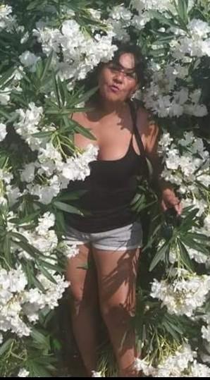 664371235: Chica busca chico en Valencia