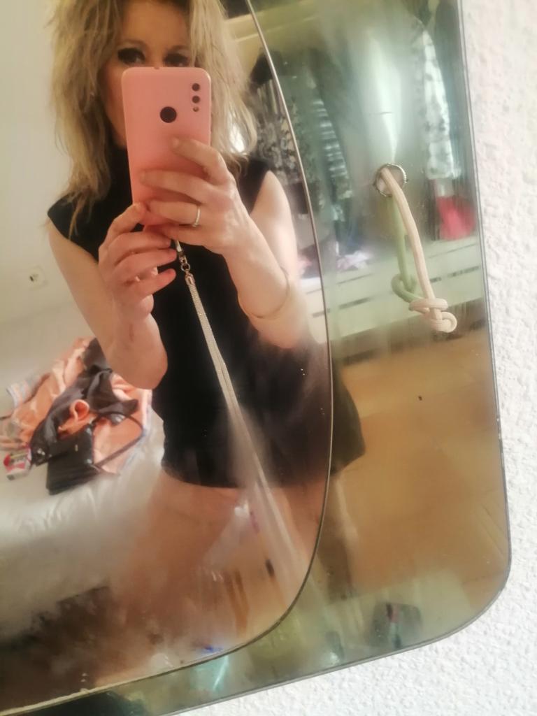 637947338: Chica busca chico en Alicante