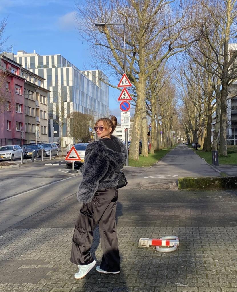 666419468: Chica busca chico en Mallorca