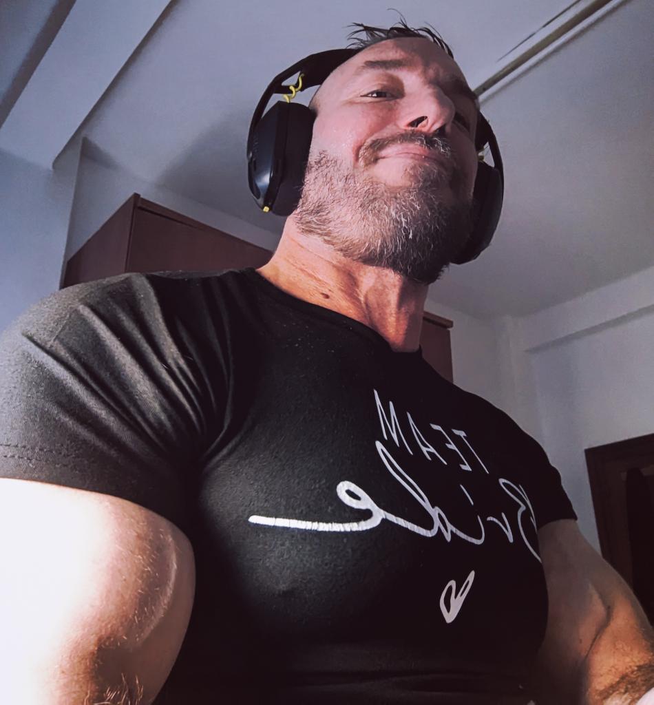 Chico busca chica en Pontevedra: 