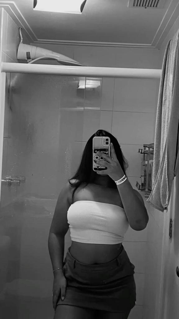 Chica busca chico en La Coruña: 