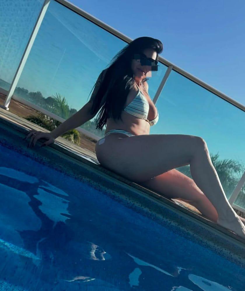 634302270: Chica busca chico en Navarra