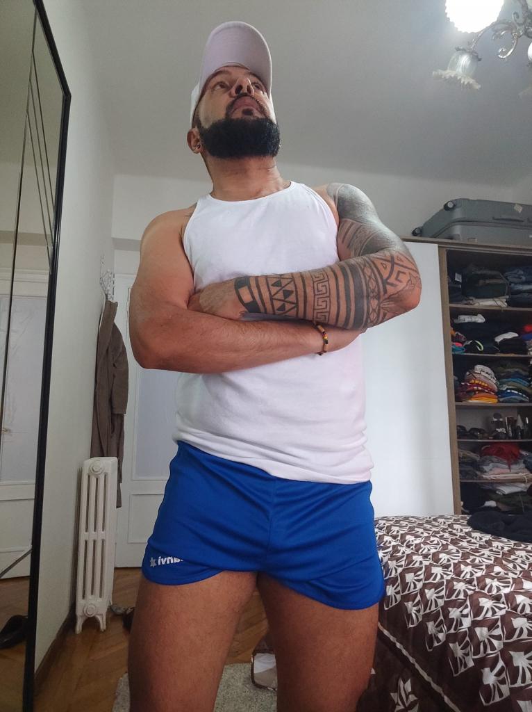 Chico busca chica en Cantabria: 