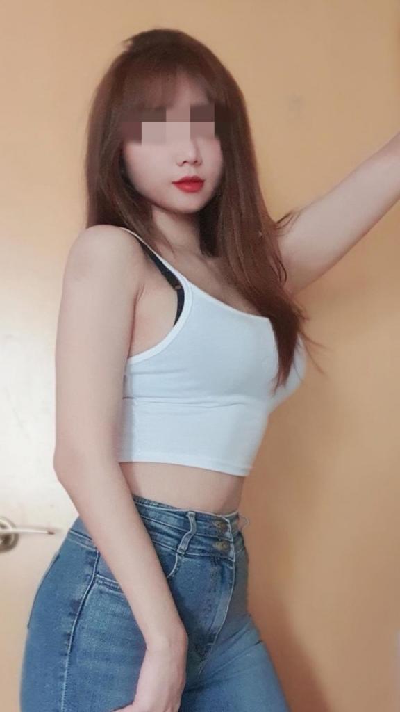 652110943: Chica busca chico en Gerona