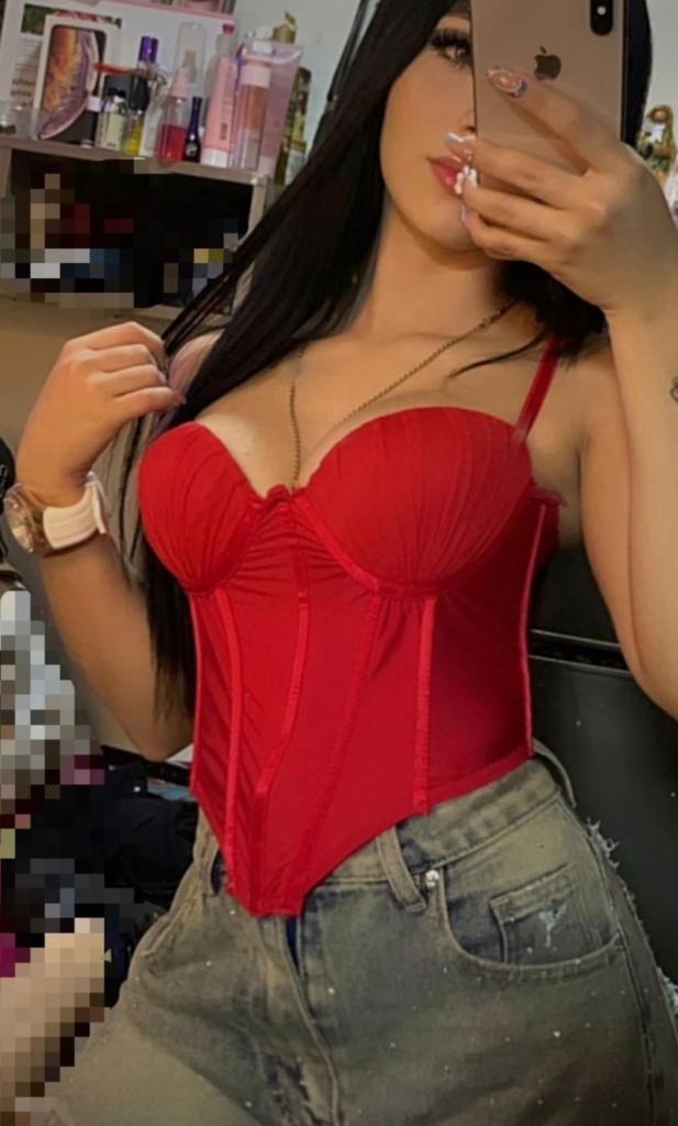 Chica busca chico en Barcelona: 